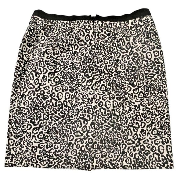 Ann Taylor Chic with a Modern Twist – Leopard Print Skirt (Size 10) - Picture 2 of 6